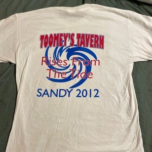 Super storm Sandy Toomeys tavern t shirt